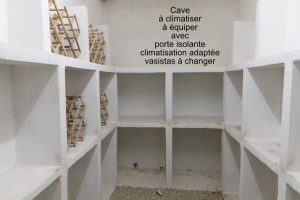 cases maçonnées dans la cave à vin